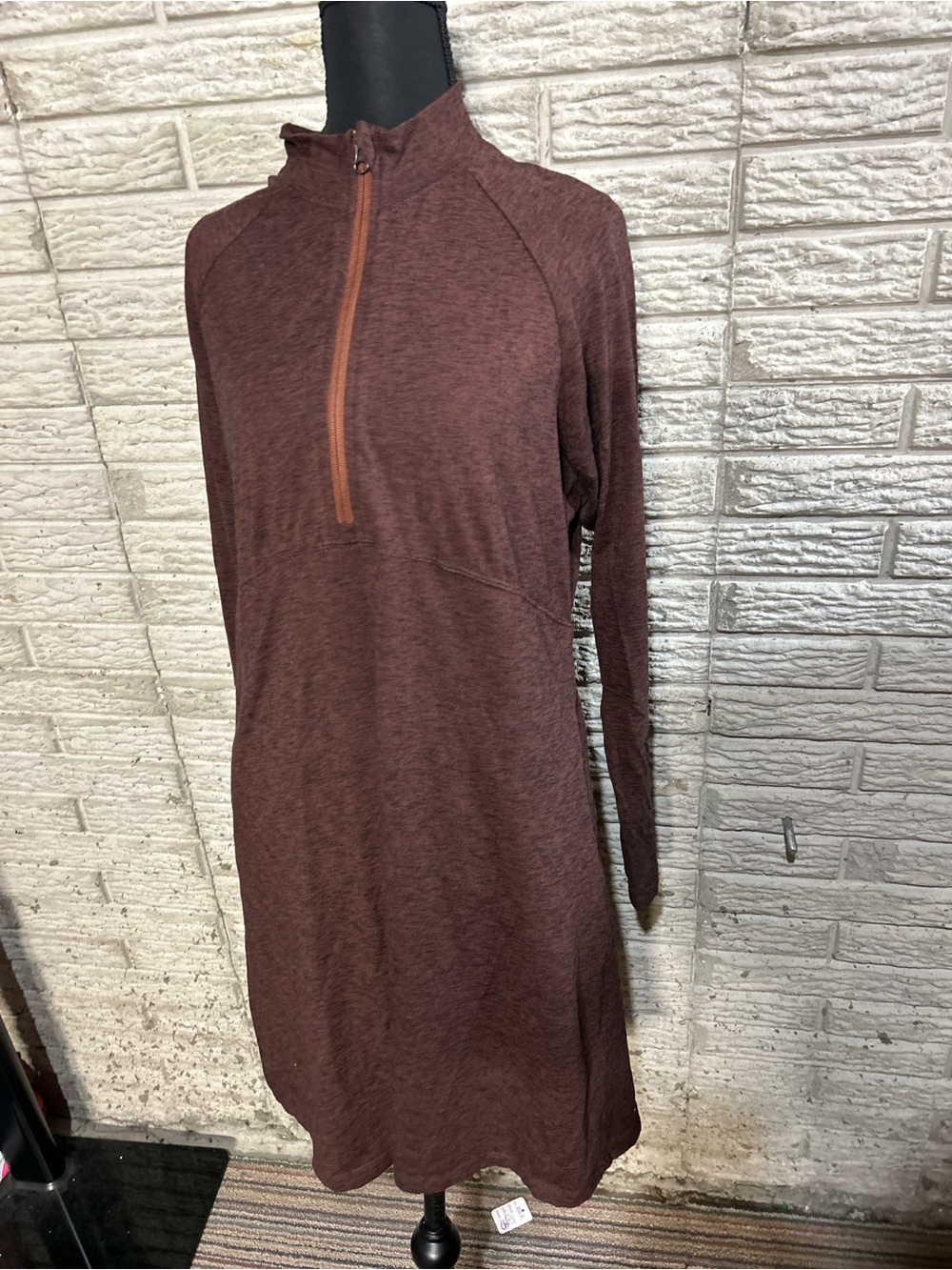 Aventura Addison Dress Size Large Slub Knit Jersey Embroidered Stitch on Sleeves